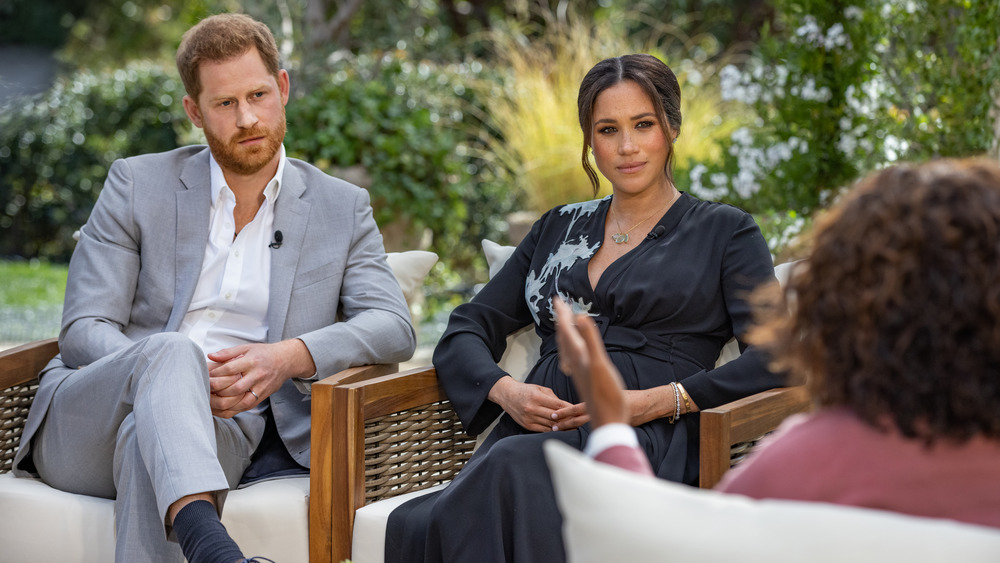 Le prince Harry et Meghan Markle s'adressant à Oprah Winfrey