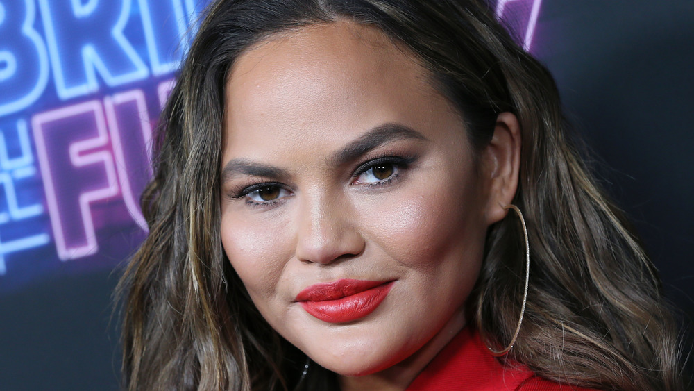 Chrissy Teigen fait une admission choquante sur sa vie amoureuse avec John Legend