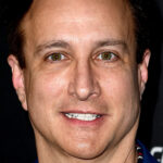 Comment Bronson Pinchot a perdu 60 livres