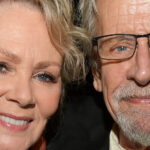 Dans le mariage de Richard Gilliland avec Jean Smart