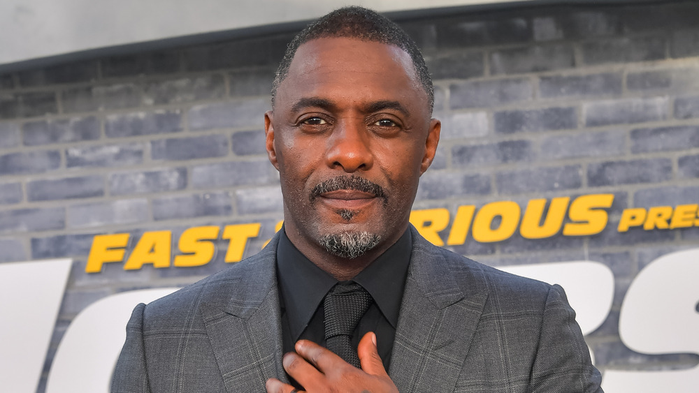 Idris Elba assiste à la première de Universal Pictures ' 