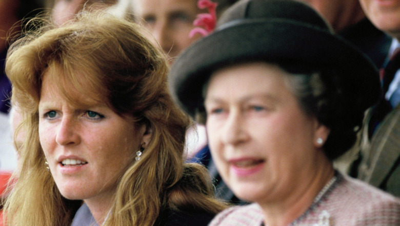 Sarah Ferguson et la reine Elizabeth II à la recherche d'un événement