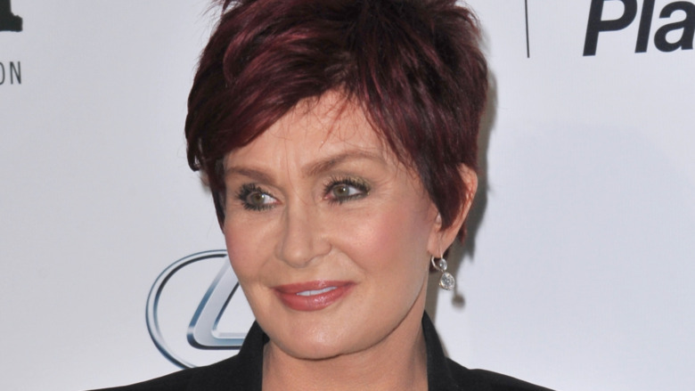 Sharon Osbourne pose lors d'un événement