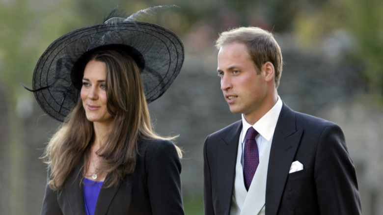 Kate Middleton et le prince William marchent ensemble