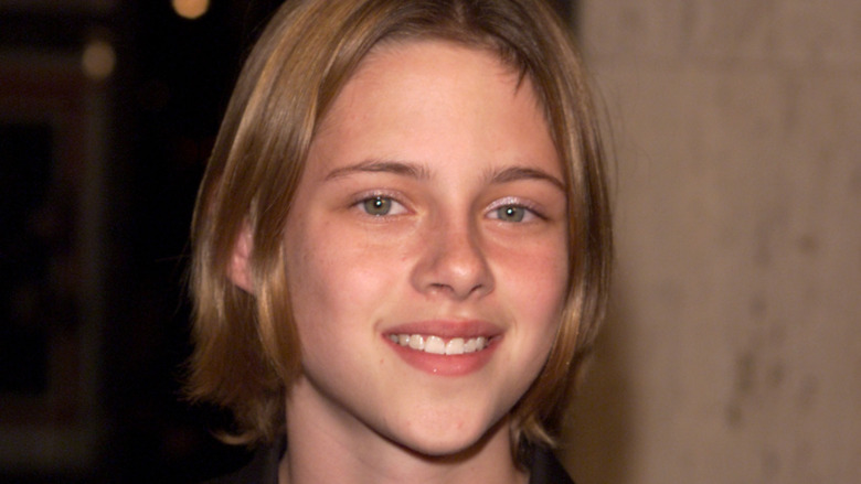 Kristen Stewart, 12 ans, souriante