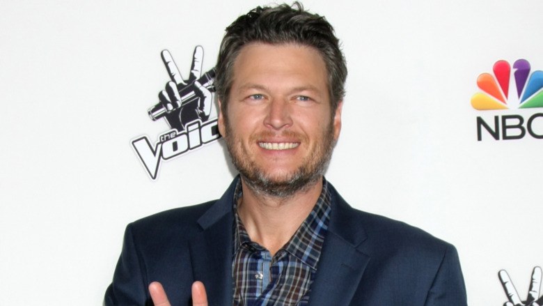 Blake Shelton souriant en 2014