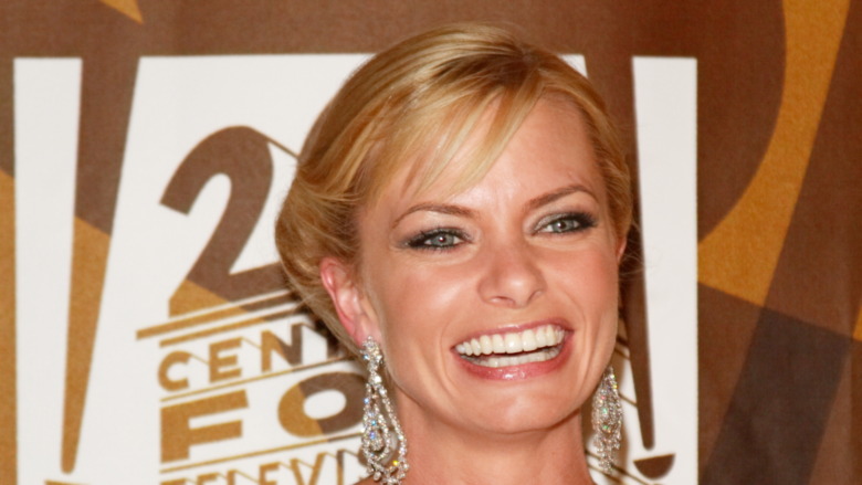 Jaime Pressly sur un tapis rouge