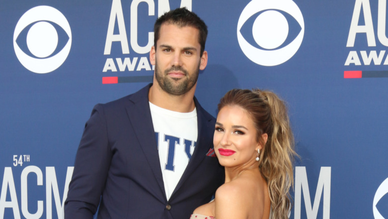 Eric Decker et Jessie James Decker sur le tapis rouge