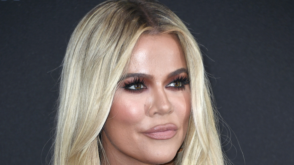 À l’intérieur de la controverse photographique de Khloe Kardashian