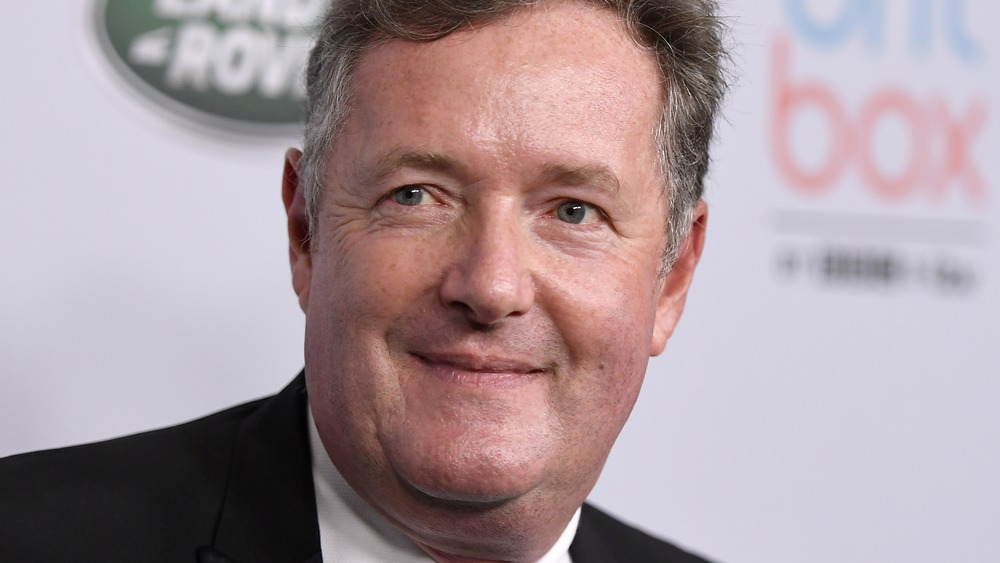 À l’intérieur de la dernière demande de Piers Morgan de Meghan Markle