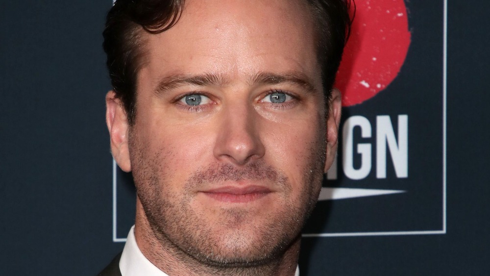 Armie Hammer quitte un autre poste d’acteur