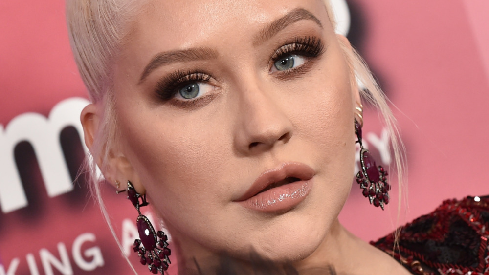 Comment Christina Aguilera se sent vraiment à propos de son enfance