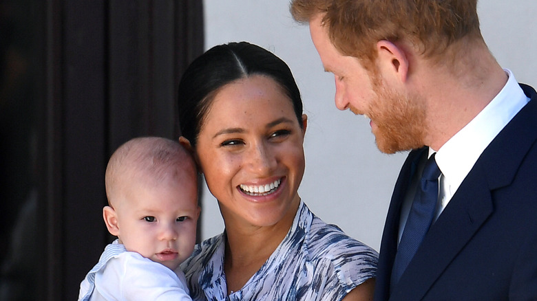 Archie, Meghan Markle, le prince Harry souriant