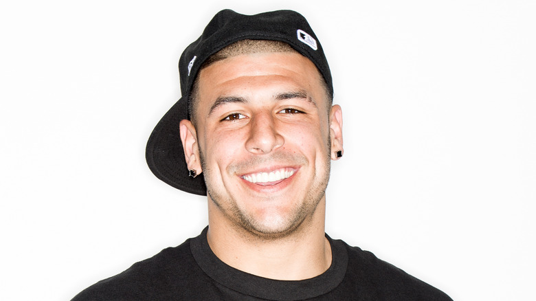 Aaron Hernandez souriant