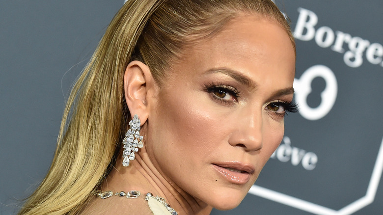 Que se passe-t-il vraiment avec Jennifer Lopez et Ben Affleck?  L’expert explique – Exclusif