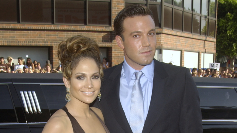 Jennifer Lopez et Ben Affleck posant