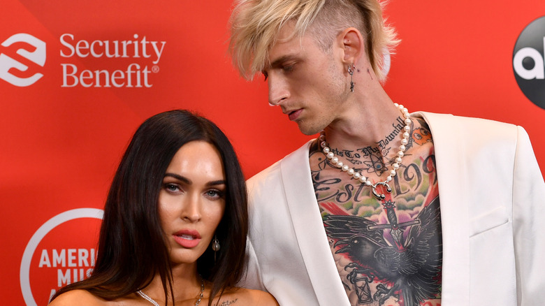 Megan Fox & Machine Gun Kelly sur le tapis rouge