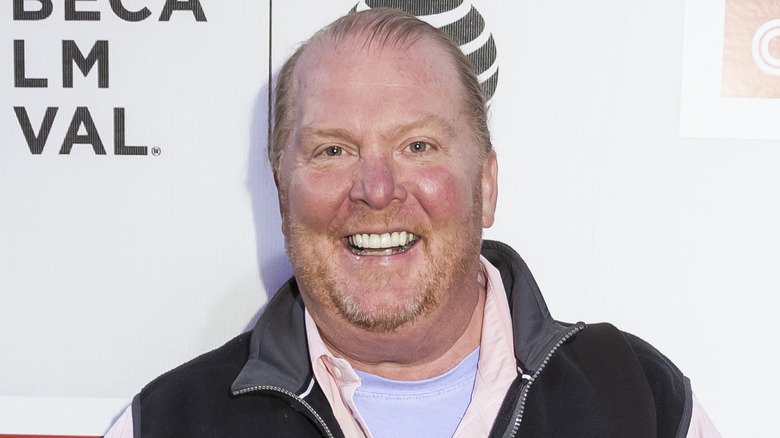 Mario Batali souriant