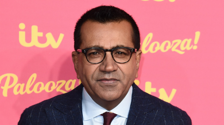 Martin Bashir sur un autre tapis rouge