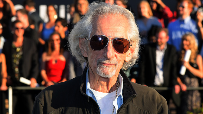 Larry Hankin est un tapis rouge 