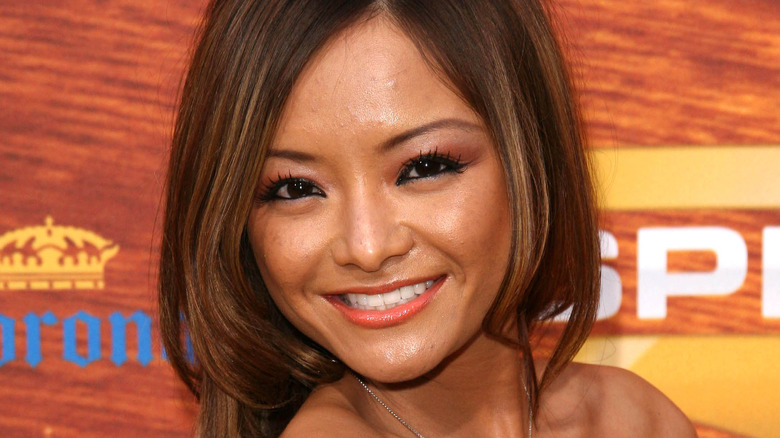 Tila Tequila souriant