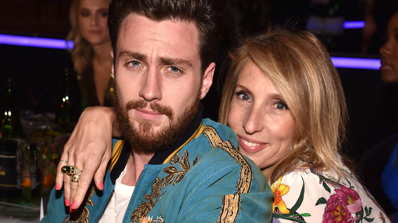 Sam Taylor-Johnson embrasse Aaron Taylor-Johnson