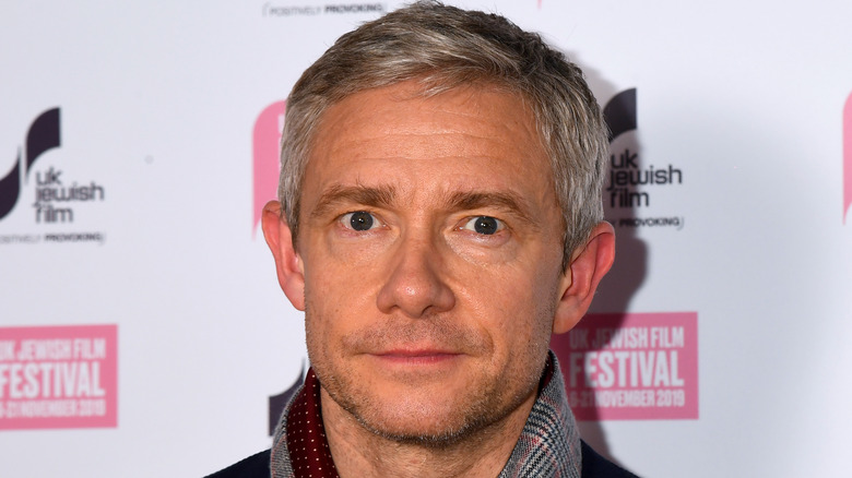 Martin Freeman avec une expression sérieuse