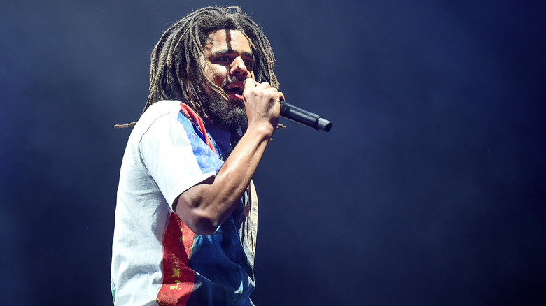 J. Cole en live