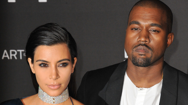 Tapis rouge de Kim Kardashian et Kanye West 