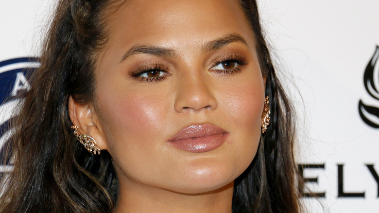 À l’intérieur des excuses de Chrissy Teigen à Courtney Stodden