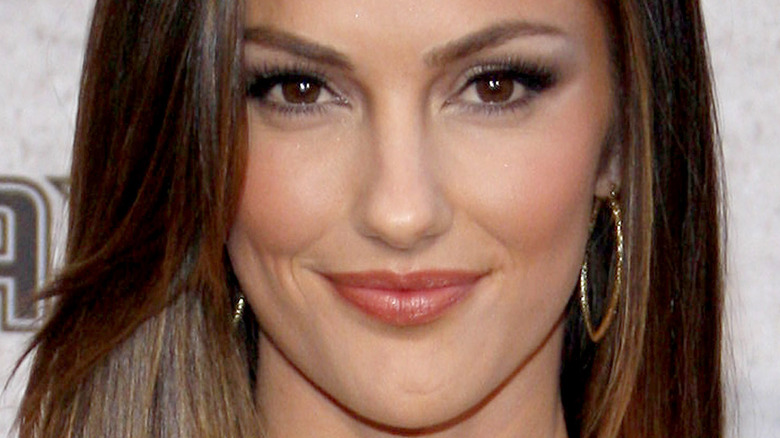 Combien vaut réellement Minka Kelly?