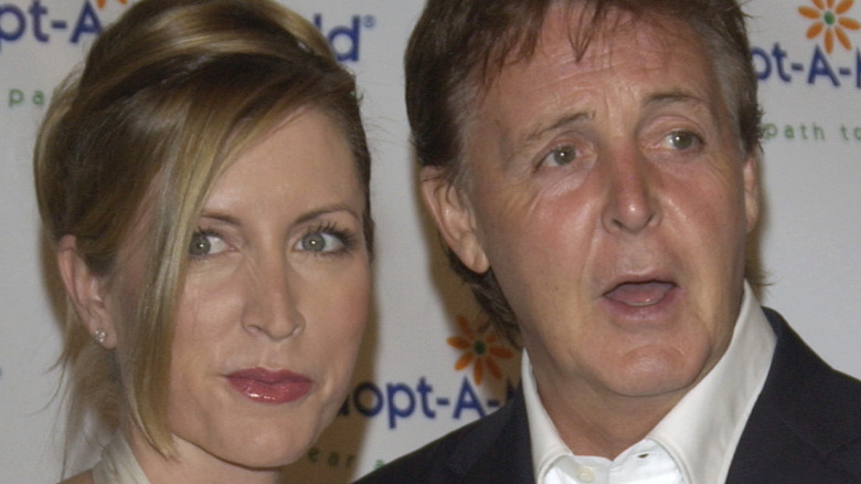 Dans les coulisses du divorce désordonné de Paul McCartney et Heather Mills