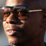 Dave Chappelle frappe contre SNL