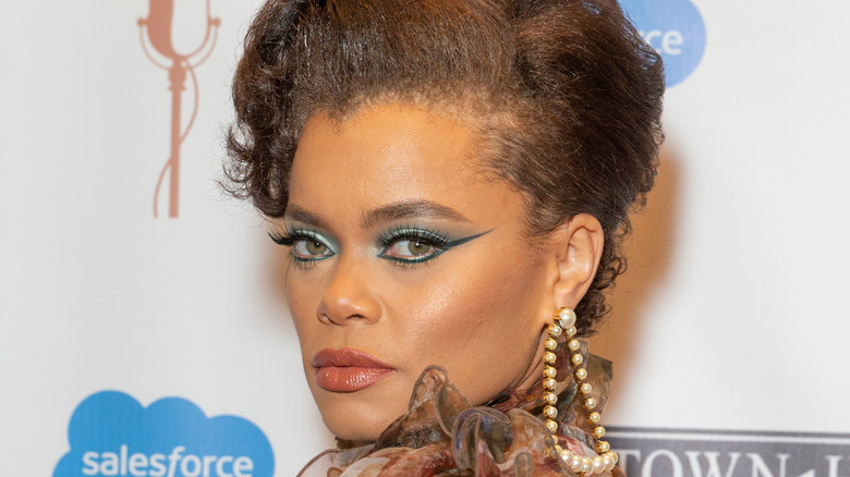 Andra Day sur tapis rouge