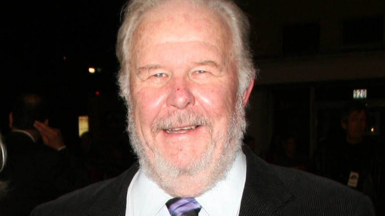 Ned Beatty souriant