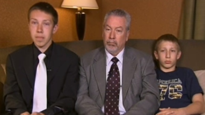 Drew Peterson interviewe les fils Thomas et Kristopher