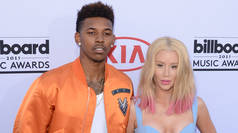 Nick Young, Iggy Azalea, tapis rouge des Billboard Awards 2015, ni souriants