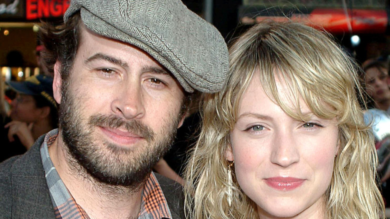 Jason Lee et Beth Riesgraf lors d'un événement