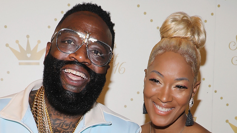 Rick Ross et Briana Camille lors d'un événement