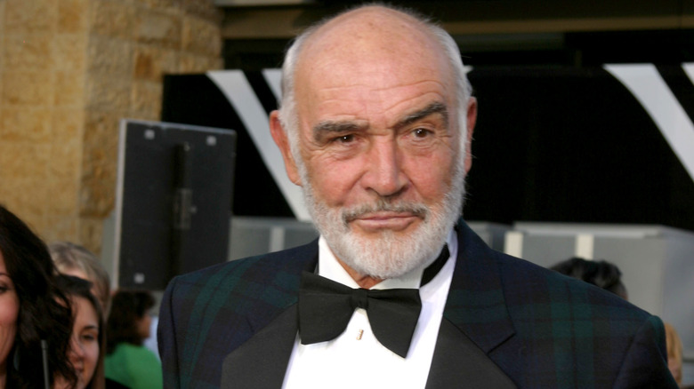 L'acteur Sean Connery en smoking