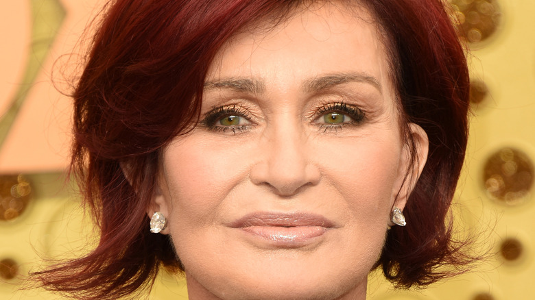 Sharon Osbourne sur tapis rouge