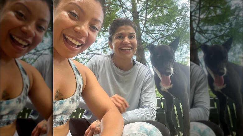 Shalita Grant et Jag Aguilar en selfie avec leur chien