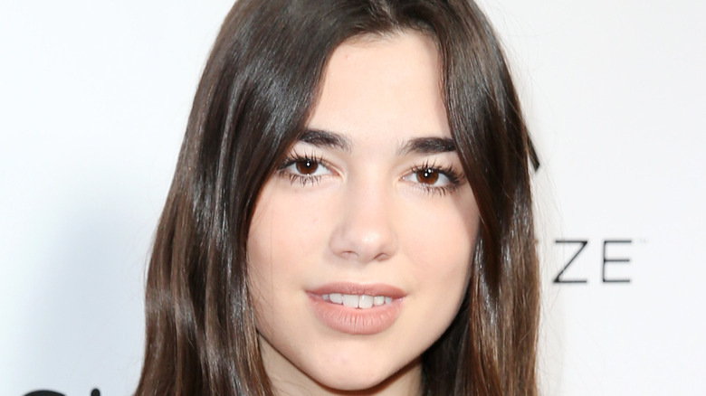 À l’intérieur de la transformation de Dua Lipa