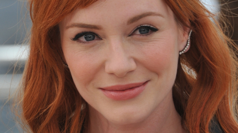 Christina Hendricks souriante