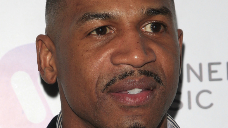 Combien vaut Stevie J ?