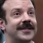 La relation de Jason Sudeikis avec la co-star de Ted Lasso est confirmée