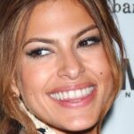 La vraie raison pour laquelle Eva Mendes ne laisse pas Ryan Gosling s’approcher de son compte Instagram