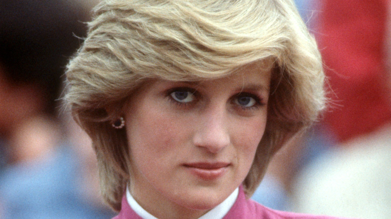 L’entraîneur vocal de la princesse Diana révèle la seule façon dont Diana et Meghan sont identiques – Exclusivité