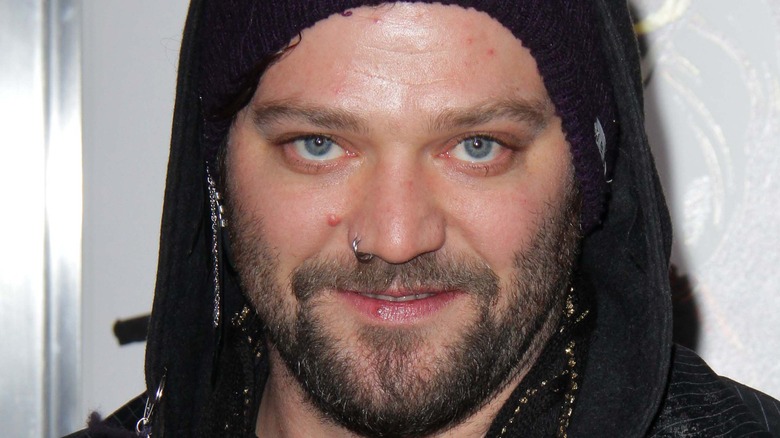 Pourquoi le réalisateur de Jackass 4 a-t-il obtenu une ordonnance restrictive contre Bam Margera ?