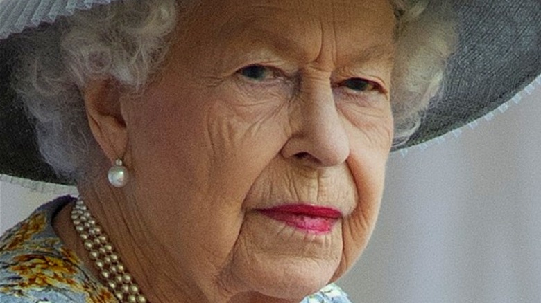 Qui a rejoint la reine Elizabeth lors de son défilé d’anniversaire ?